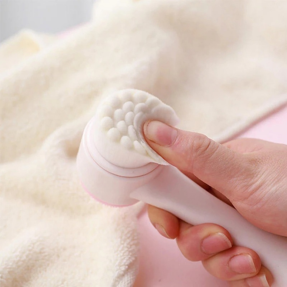 Dwustronna silikonowa szczotec – Silicone Face Scrubber Electric recenzja i cena