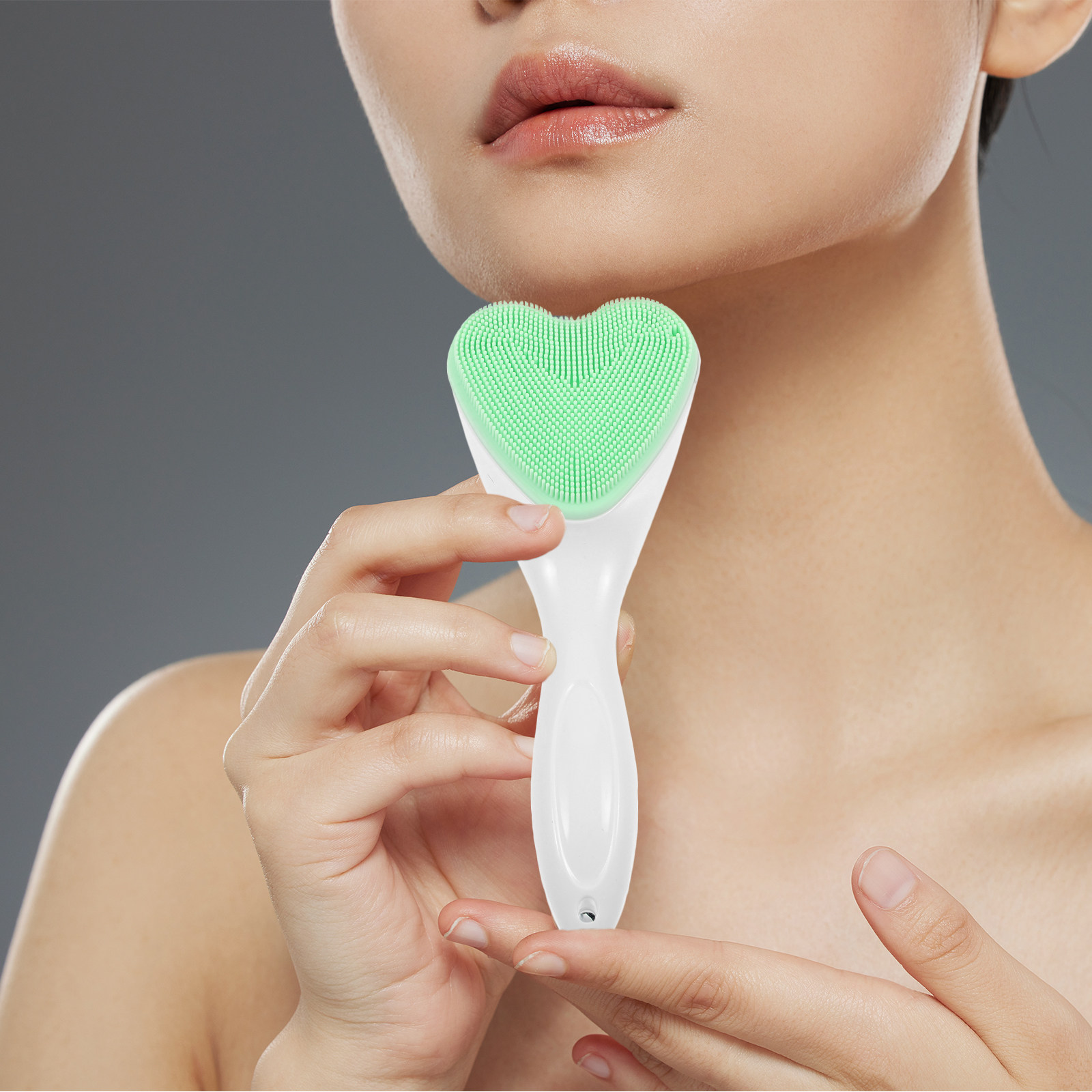 Silikonowa szczoteczka do oczy – Silicone Face Scrubber Electric recenzja i cena
